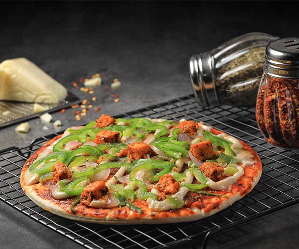 Tandoori Paneer Pizza